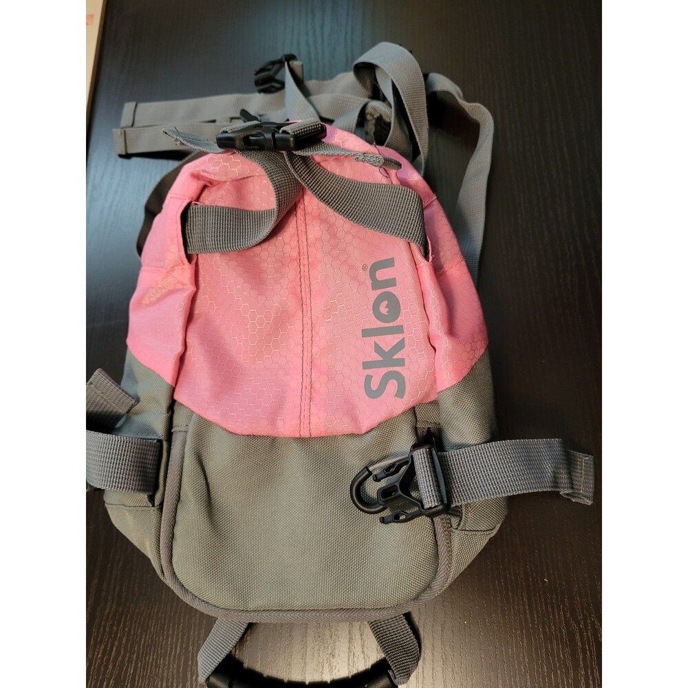 Sklon Ski and Snowboard Harness Trainer Backpack for Kids - Pink Snowflake